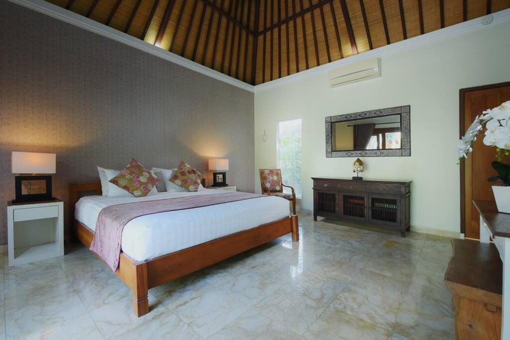 Tropical Oasis, Villa Mimba Sanur  Bagian luar foto